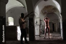 Skinny pornstar Katy Rose nude whipping