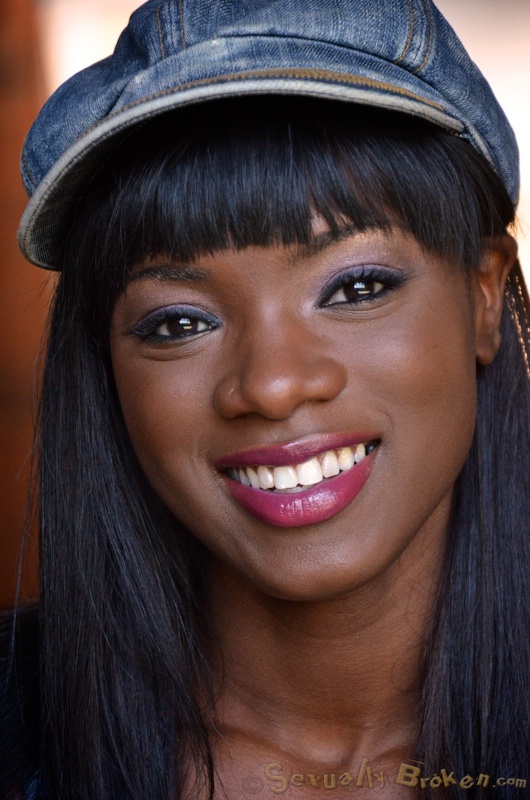 Athletic Black whore Ana Foxx mouth raped upside down