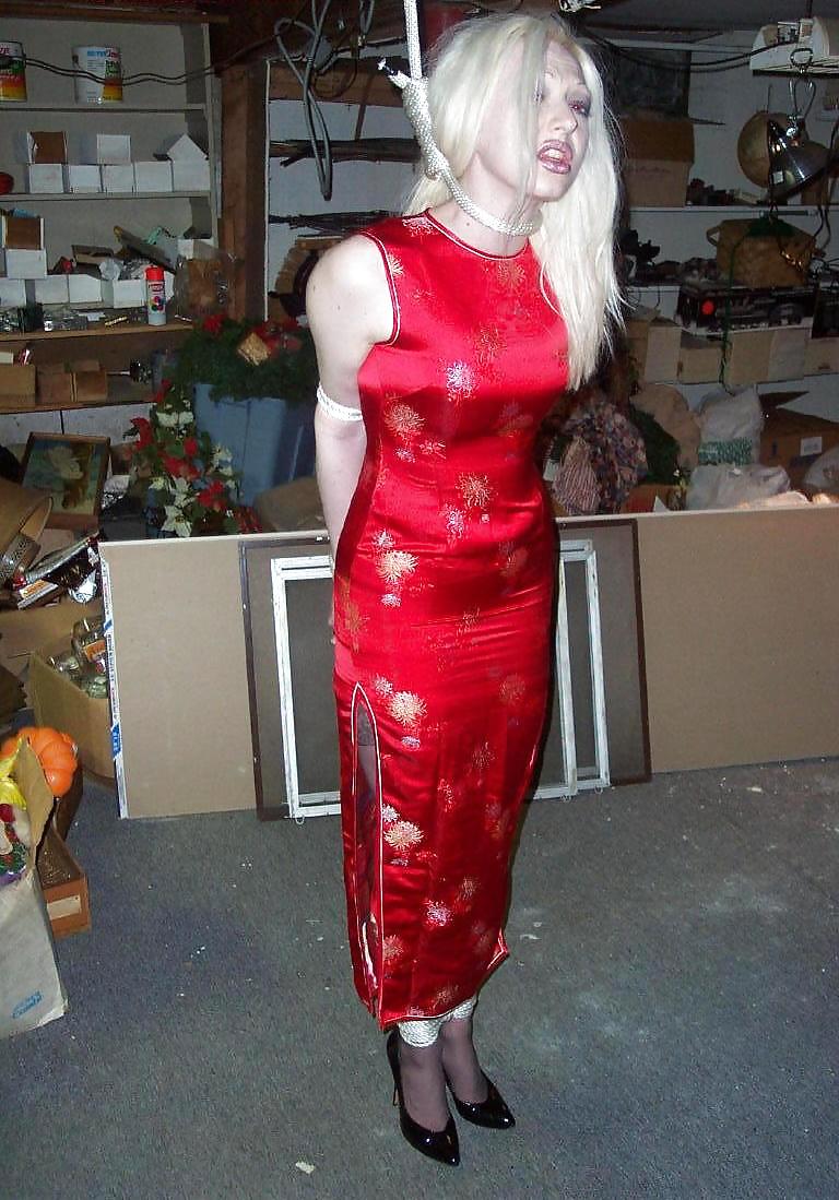 Bondage glamour