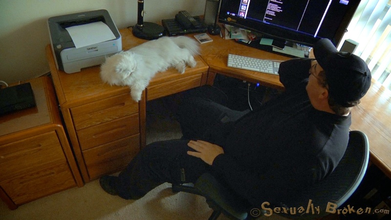 Two obedient hotties sell their throat for a deep use